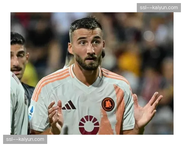 罗马队长克里斯坦特-回头望月-头球破门，打破比赛僵局